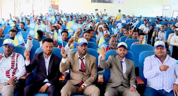 Magaalaa Adaamaatti Gurmuun Dargaggoota Kutaa Magaalaa Daabee Sosochii duula nafiladhaa Paartii Badhaadhinaa gaggeesse.